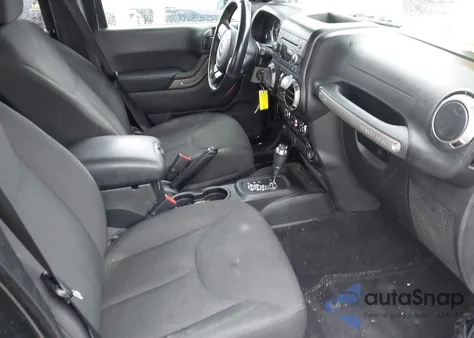 2017 Jeep Wrangler Unlimited Sport 4X4 from USA, damaged, VIN 1C4BJWDG3HL511776